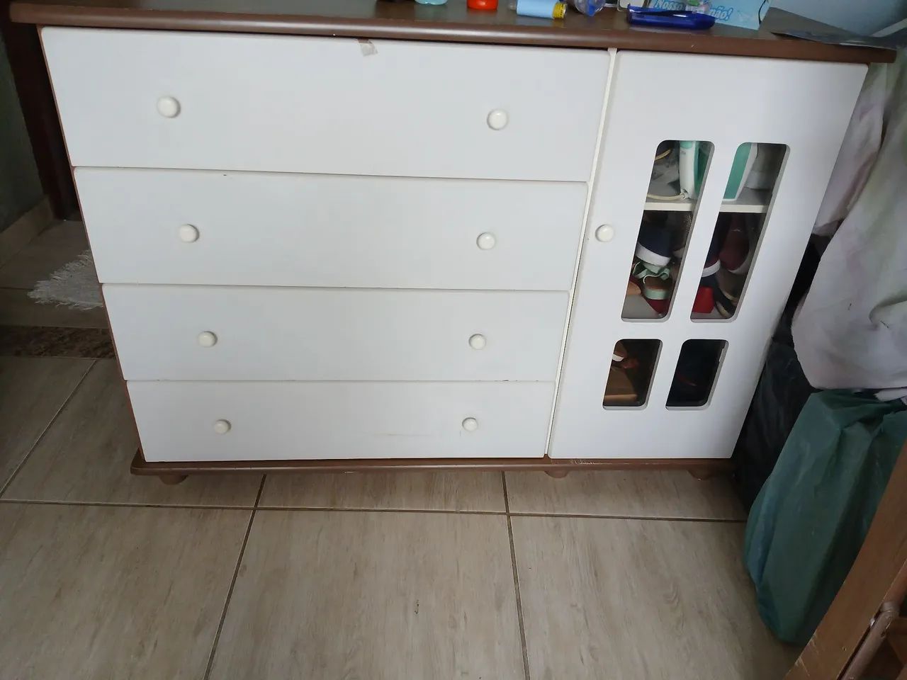 Conjunto de móveis para bebê - Berço, cômoda e guarda-roupa - Foto 2