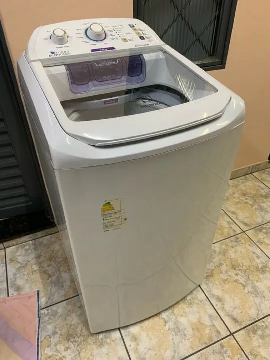 Máquina de Lavar Roupa Eletrolux 8,5kg Automática