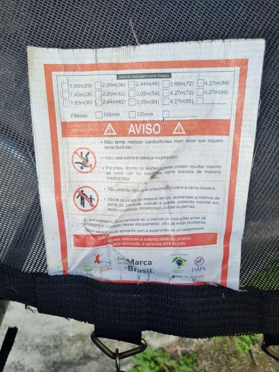 Trampolím infantil com rede de proteção - Foto 4