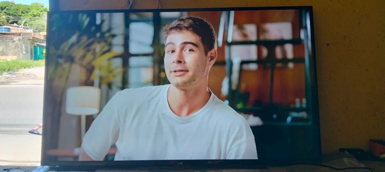 Tv JVC 50 polegadas smart tv Android 4k  - Foto 5