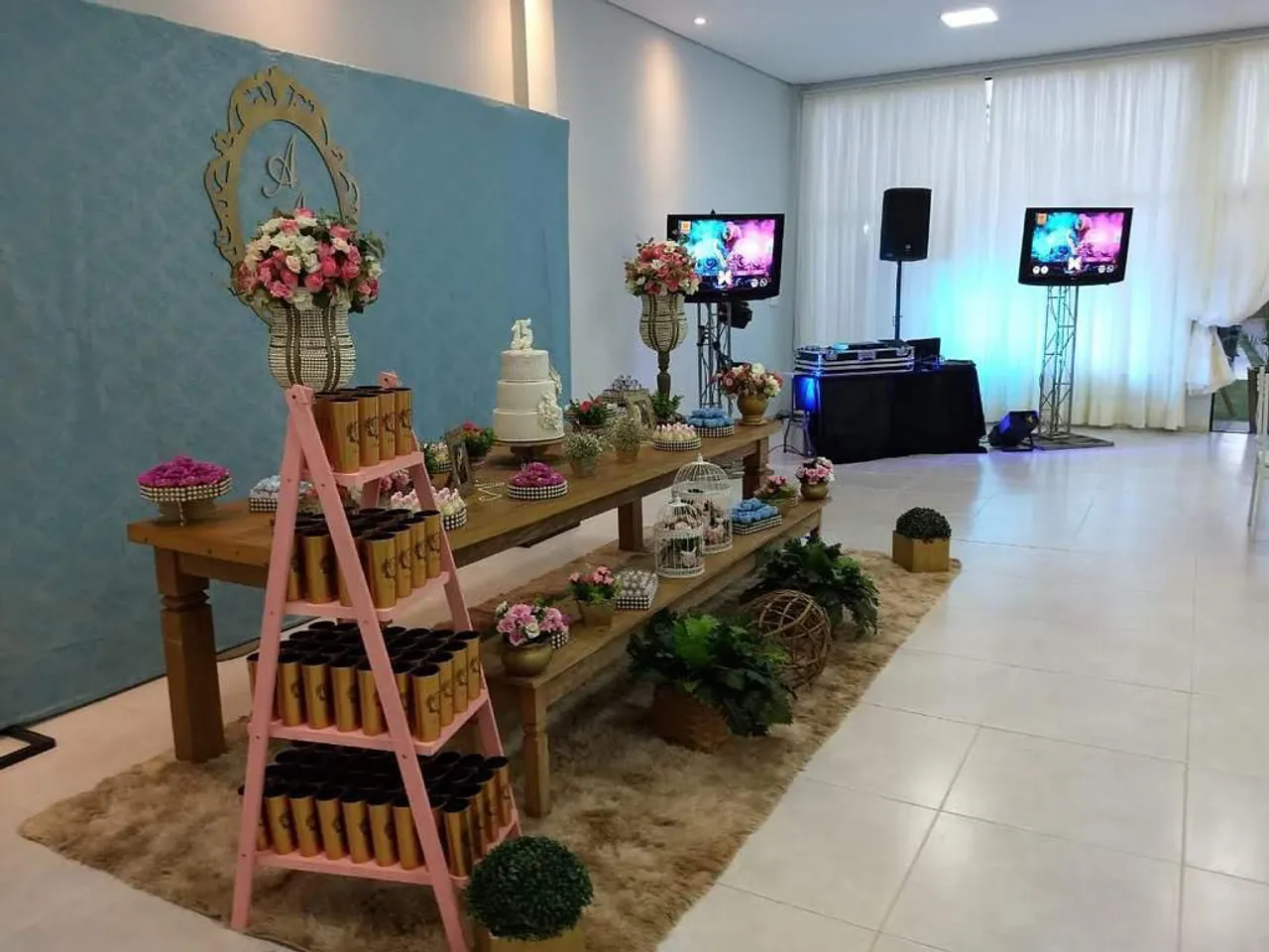 Área de lazer com salão de eventos