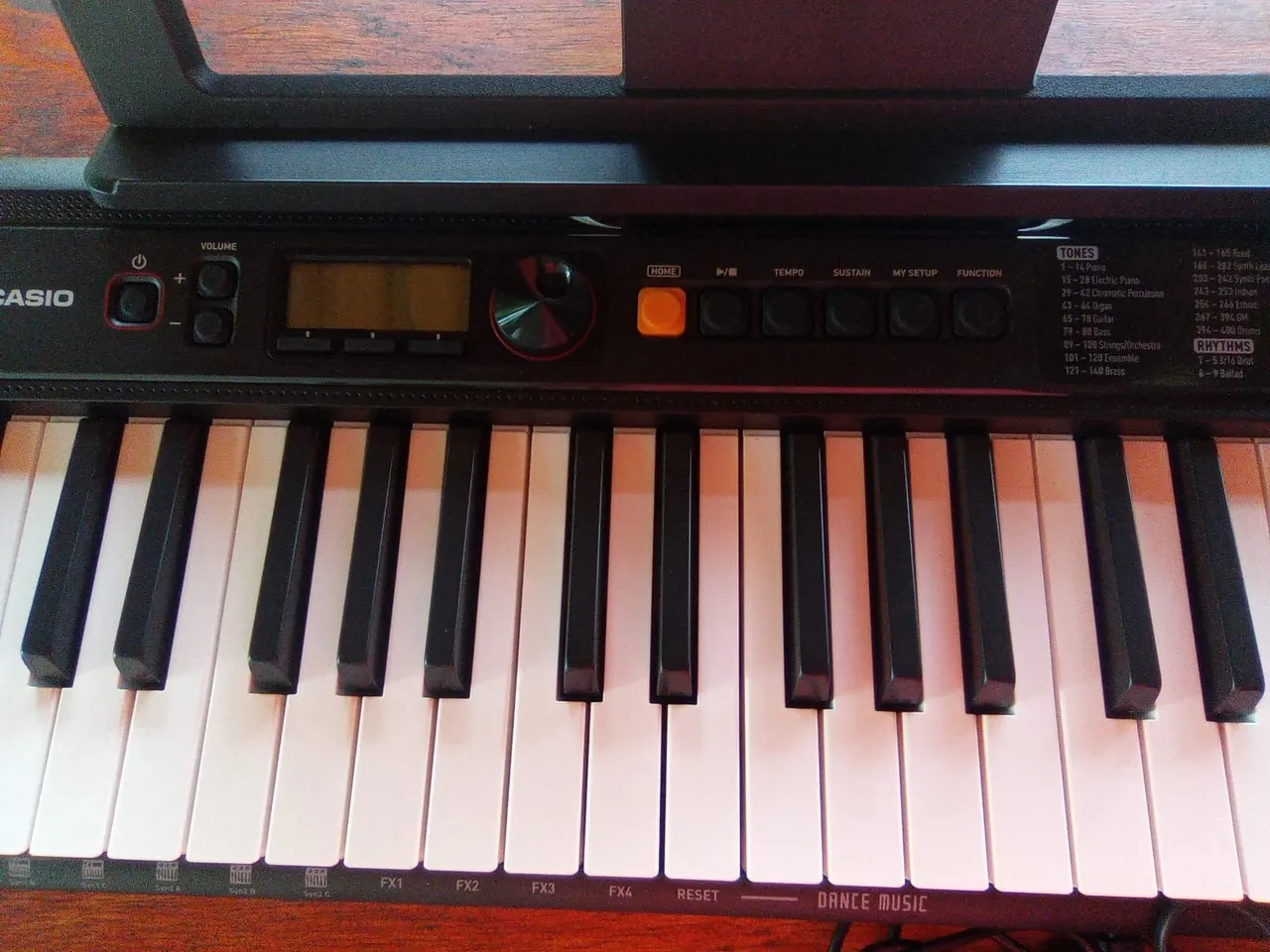Teclado Casio CT-S200 - Ótimo para iniciantes!