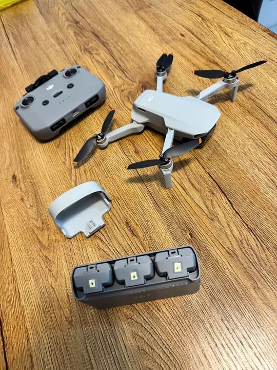 Dji Mini 4K FLY MORE COMBO - Foto 2