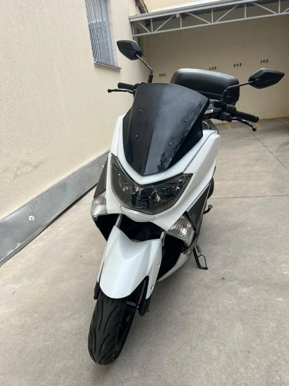 Vendo Moto Nmax 160 2018 - automática 