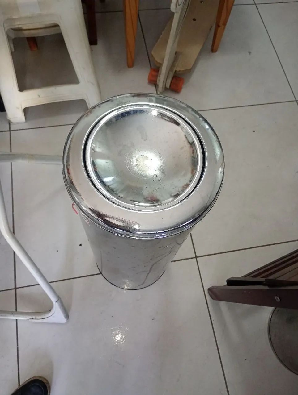 Lixeira de aço inox para escritório - Foto 2