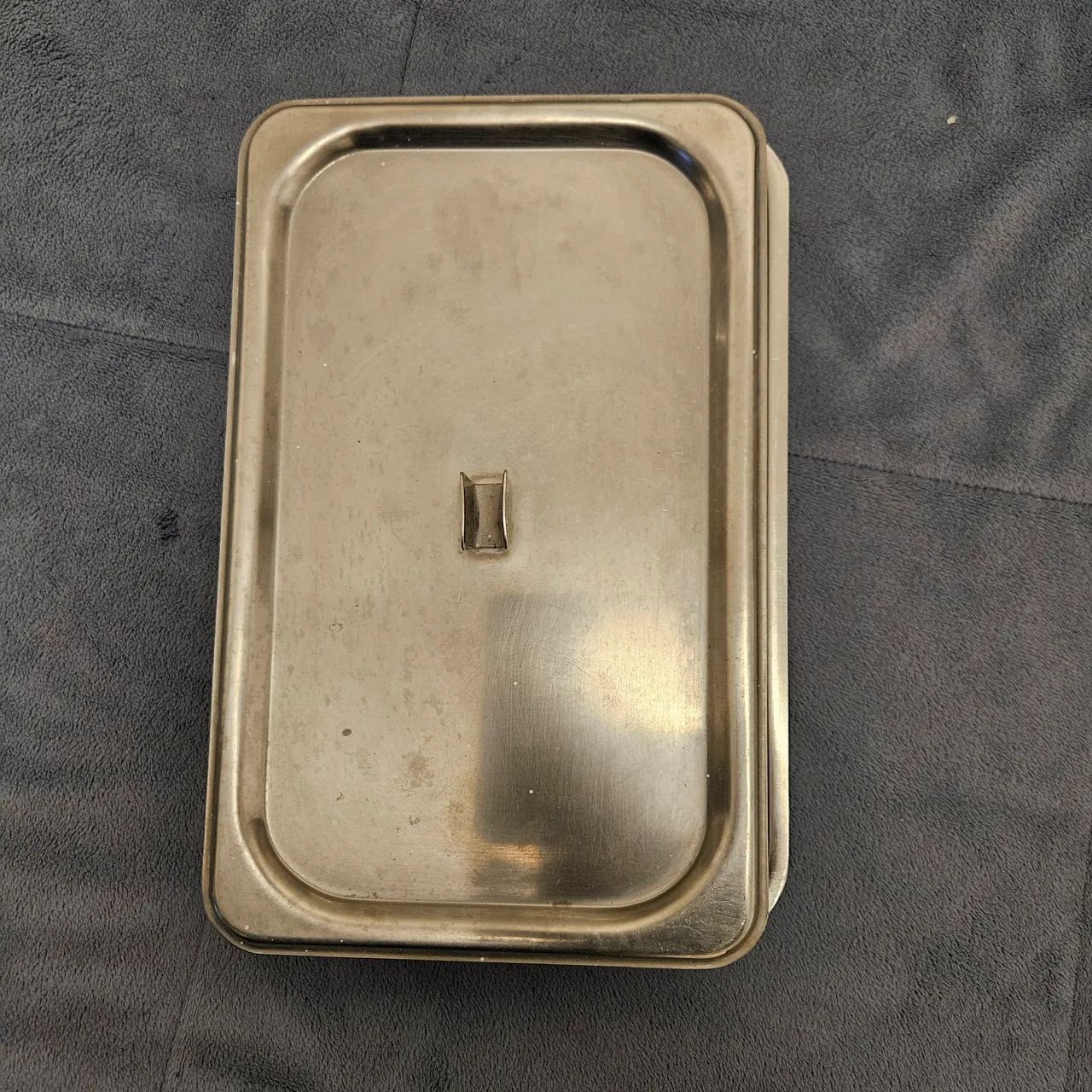 Bandeja de inox para instrumentos cirúrgicos, com tampa, 26x17x5cm