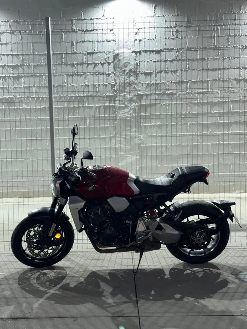 Honda CB1000r Estudo troca - Foto 2
