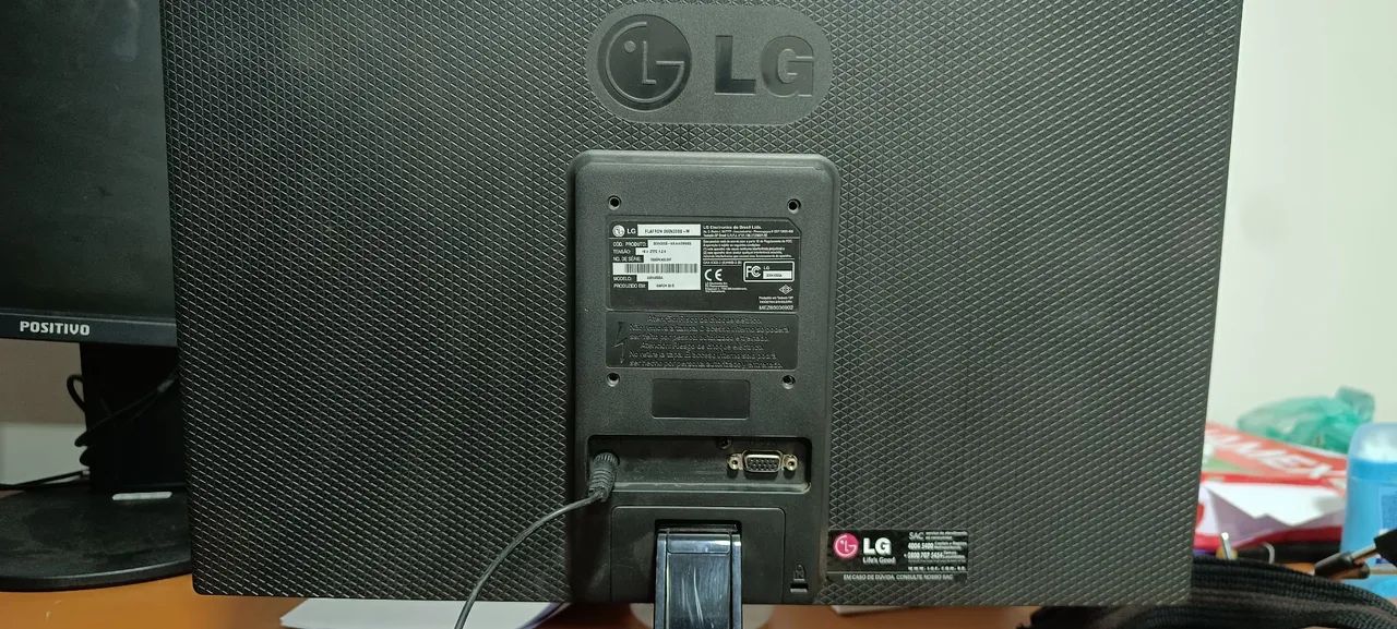 Monitor LG 20 polegadas. - Foto 2