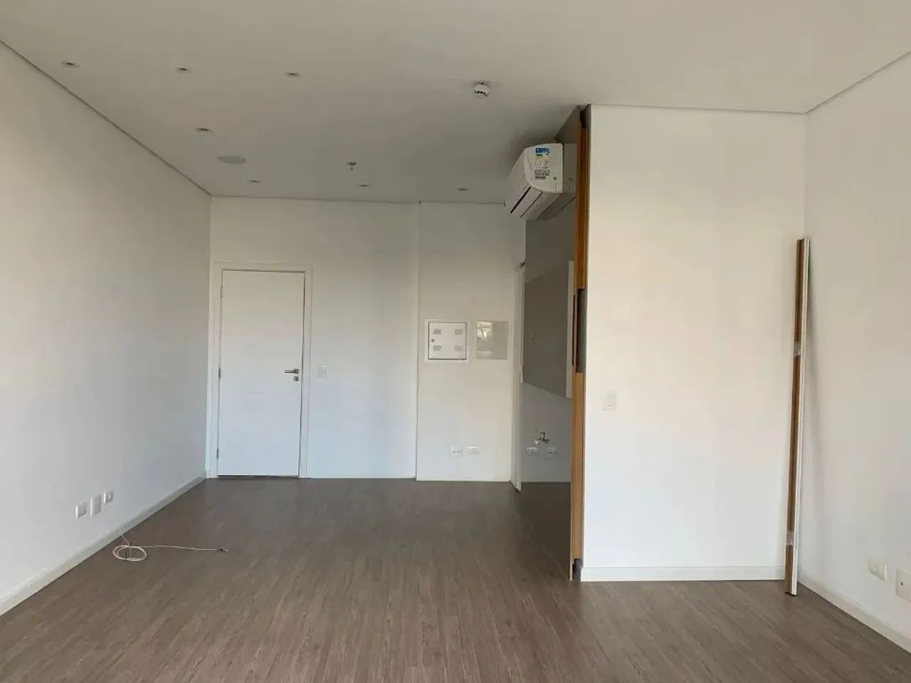 Sala Comercial para Locação no Jardim do Mar  43 m² com Varanda e Vaga | SBC - Foto 2
