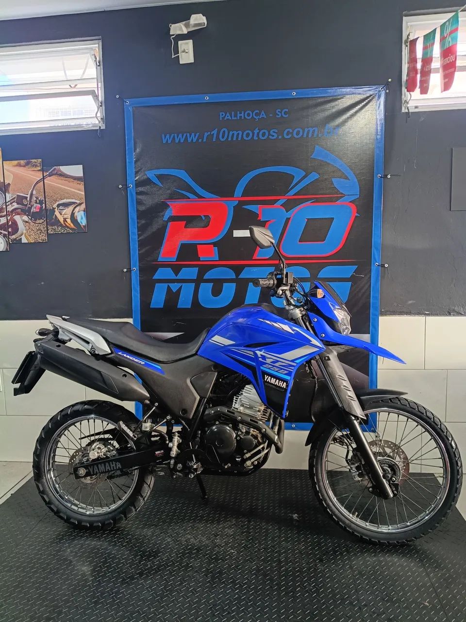 XTZ 250 LANDER ABS  - Foto 4