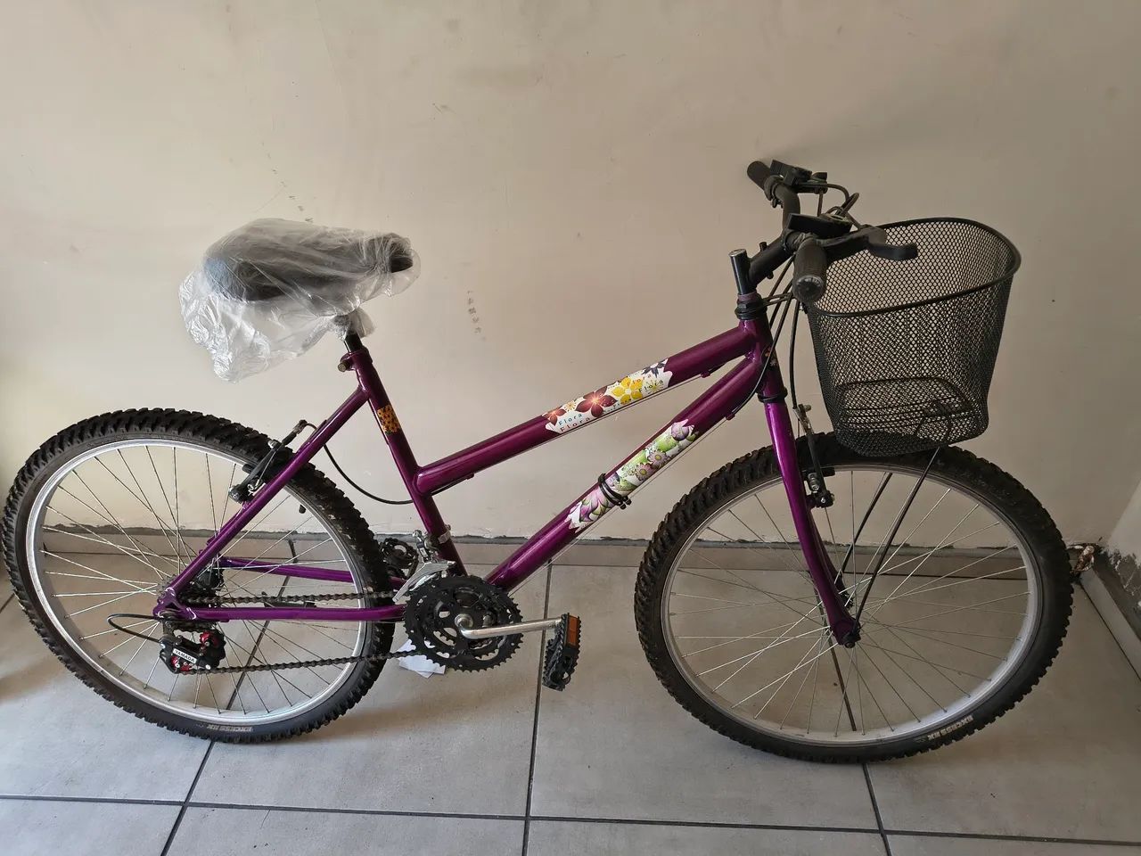 Bicicleta 21 marchas muito nova
