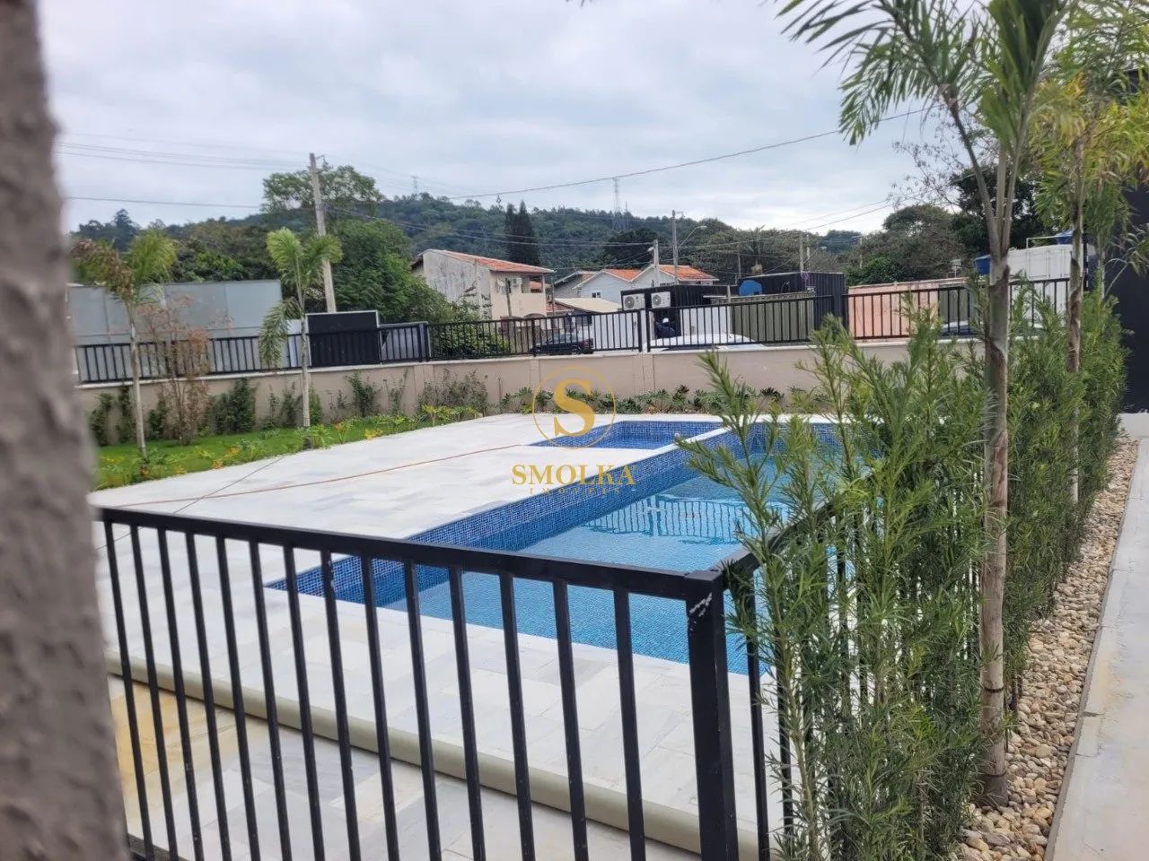 Apartamento de 2 dormitórios à venda na região norte da ilha