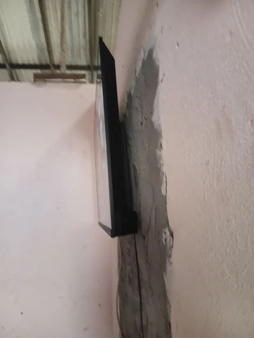 VENDO TV ROKU 43 POLEGADAS semi novo - Foto 4