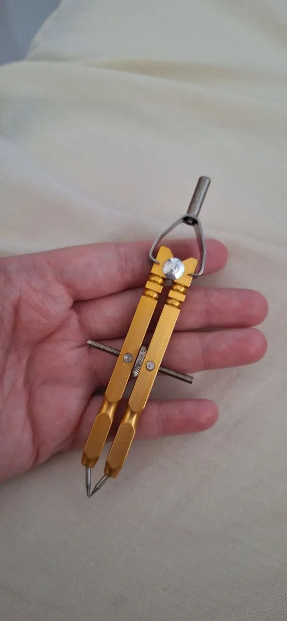 Compasso de ponta seca