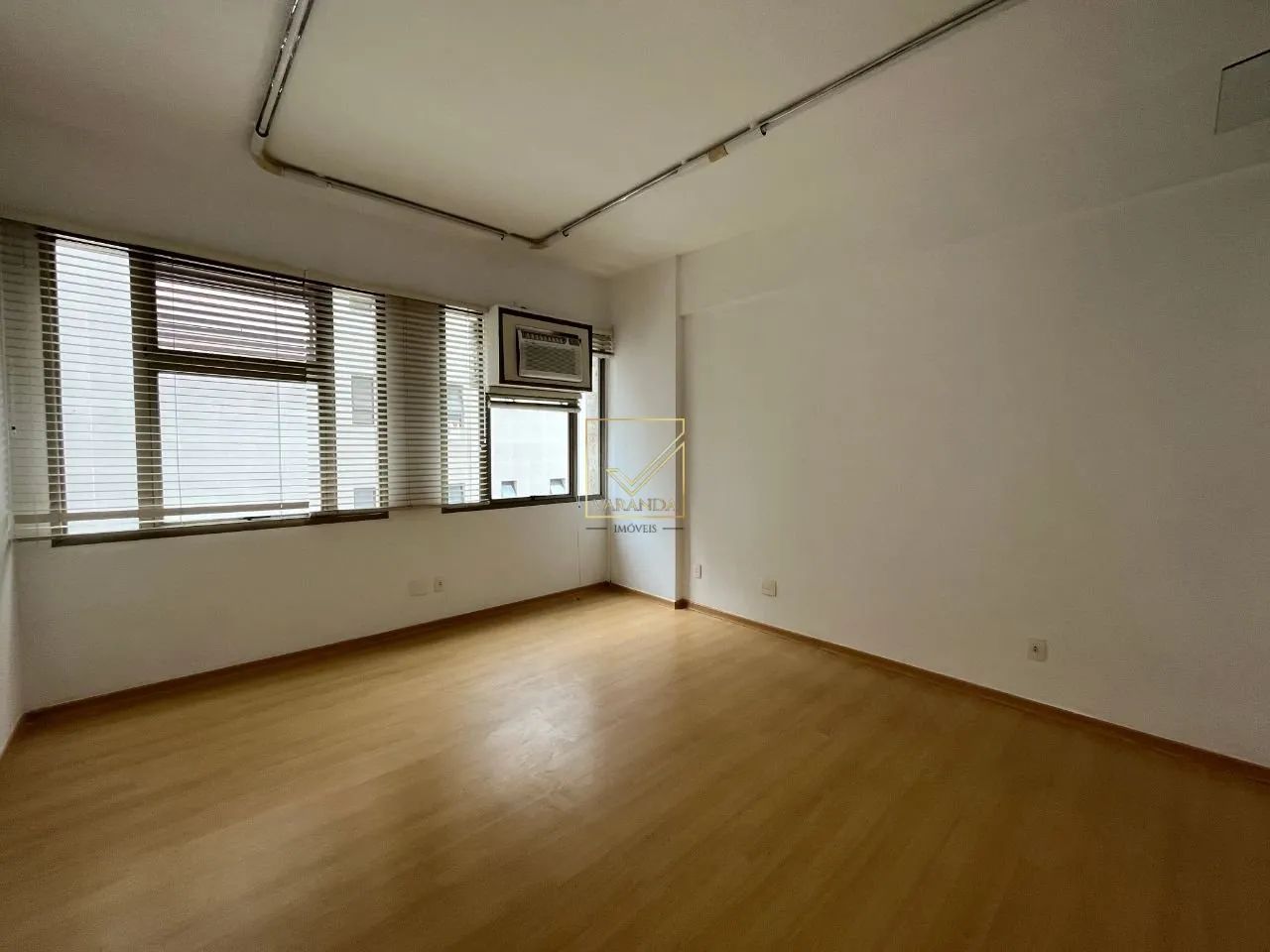 Sala para locação no bairro Funcionários. - Foto 2