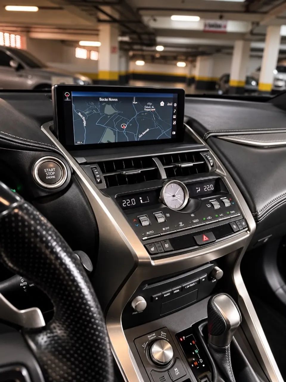 Lexus NX-300 F-sport 2.0 16V 238cv Aut., foto 9 de 15