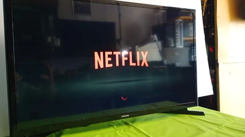 tv samsung 32 pol smart com garantia - Foto 5