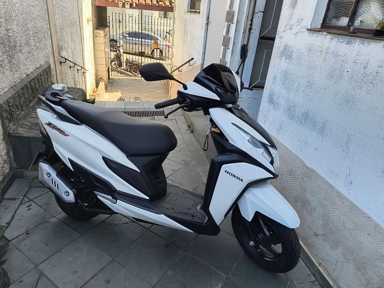 Elite 125 2025