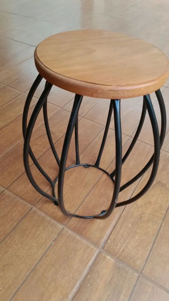 VENDE ESSA BANQUETA - Foto 2