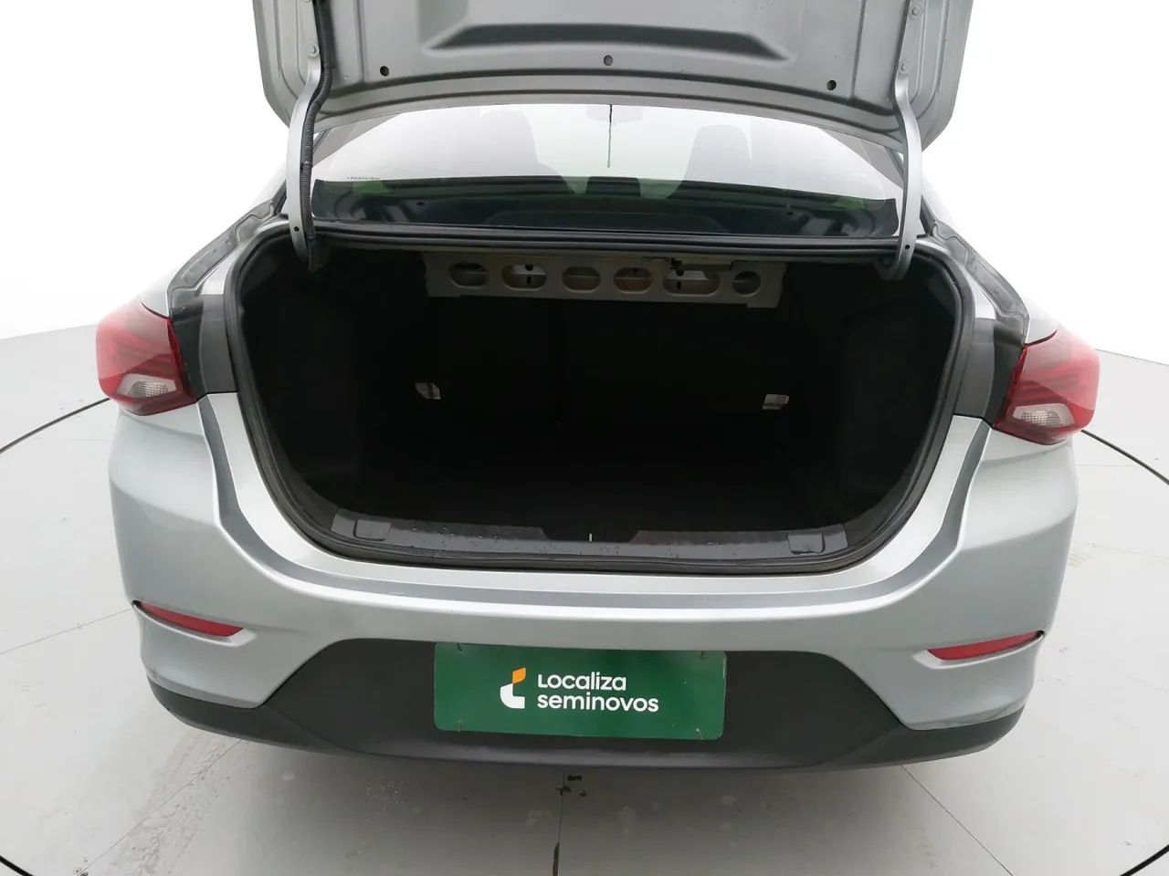 Chevrolet Onix Plus LT 1.0 12V Flex Mec. 4P, foto 9 de 18