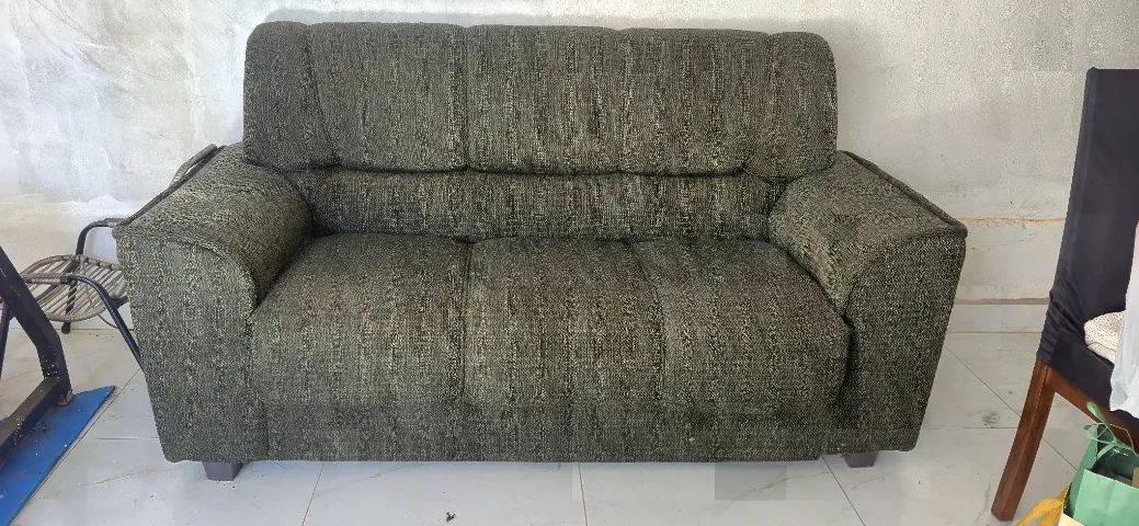 Sofá 3 lugares 