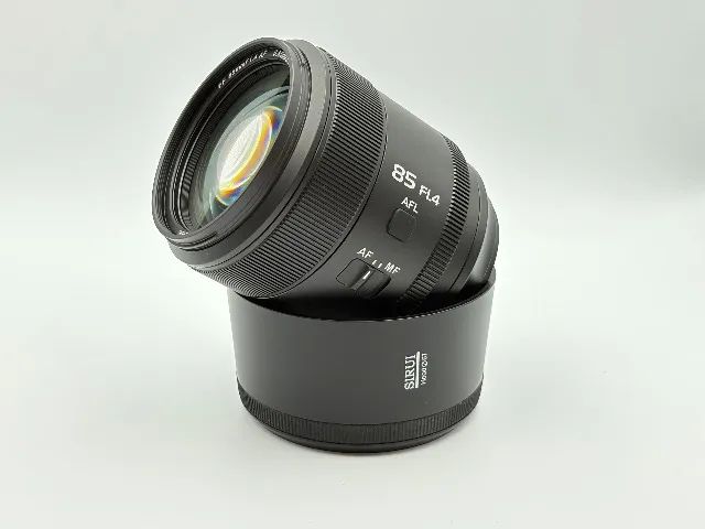 Lente Sirui Aurora 85mmF1.4 p/ Fuji (x-mount) novinha - Foto 2