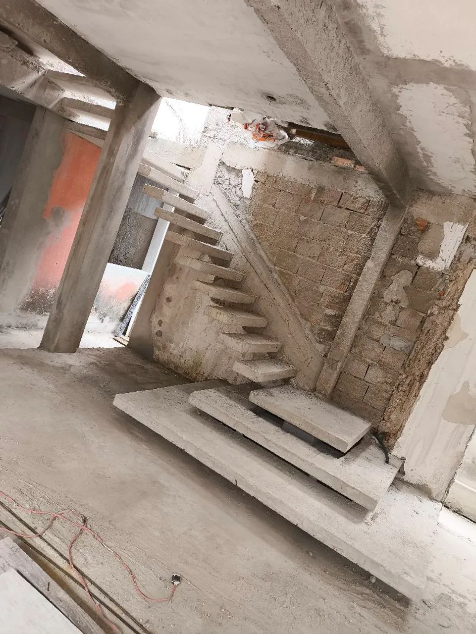 Escada de concreto  - Foto 4
