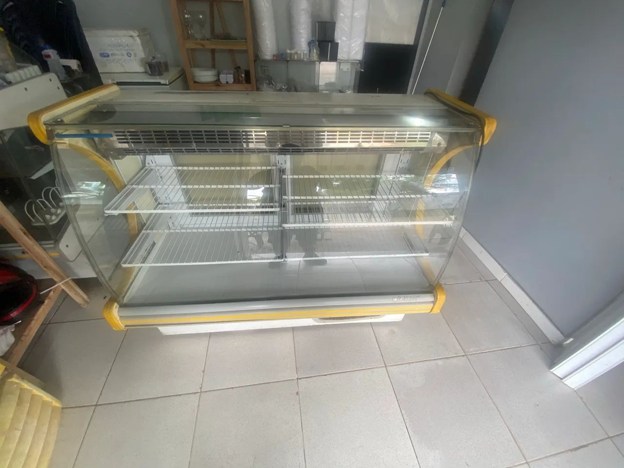 Vende-se expositor gelopar  - Foto 4