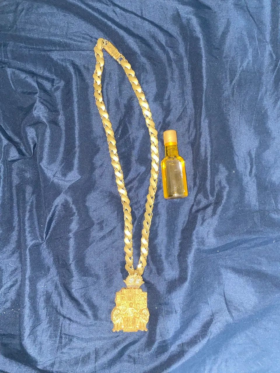 Cordão moeda antiga (com produto de manutenção)