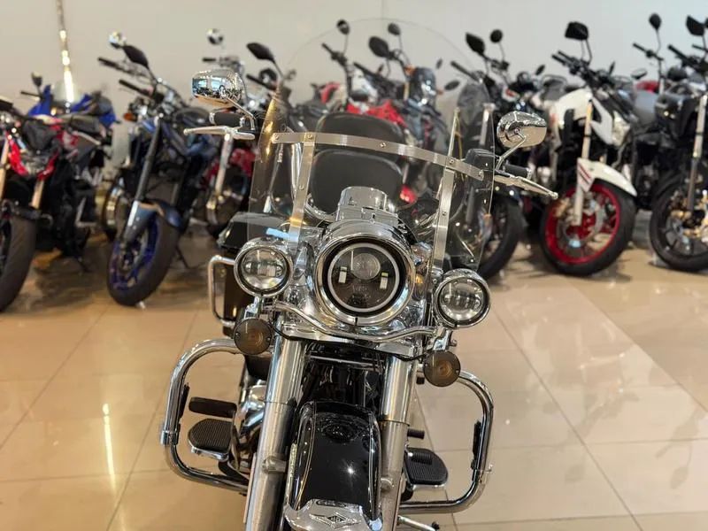 HARLEY-DAVIDSON FLHRC 2017 - Foto 3