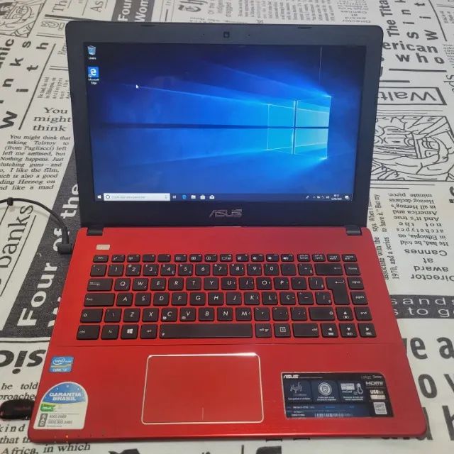 Notebook ASUS X450C Series com SSD 450 GB Novo - Fonte e bateria e Detalhe no display