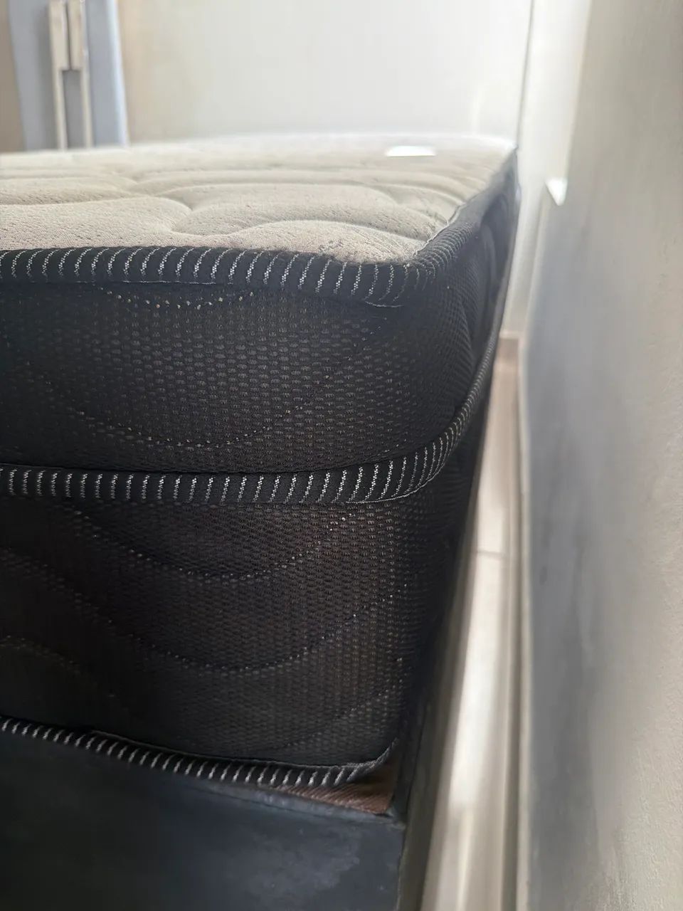 Vendo cama solteiro Ortobom box com molas e cama auxiliar  - Foto 5