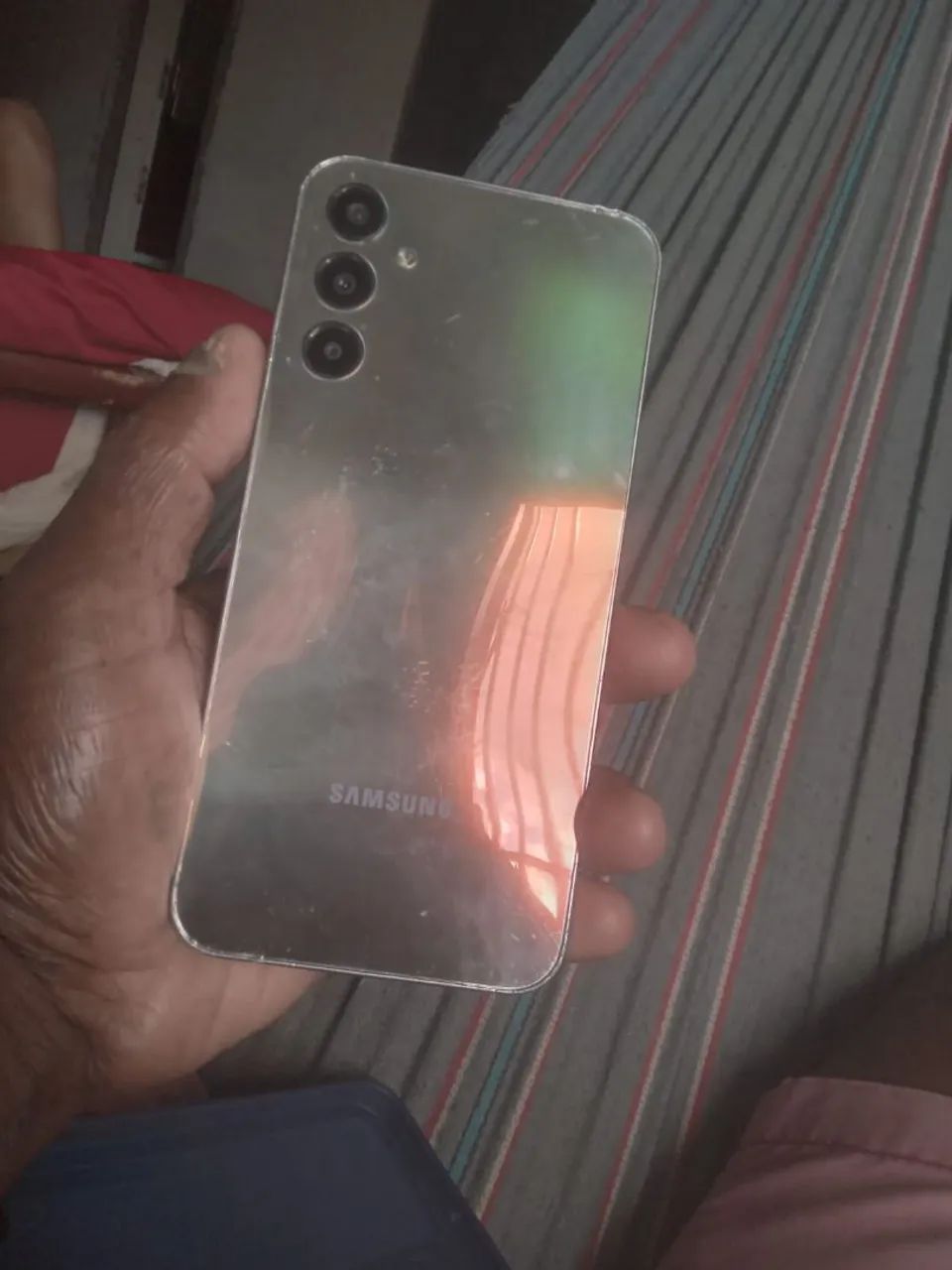 Vendo Samsung A24 4G  - Foto 2