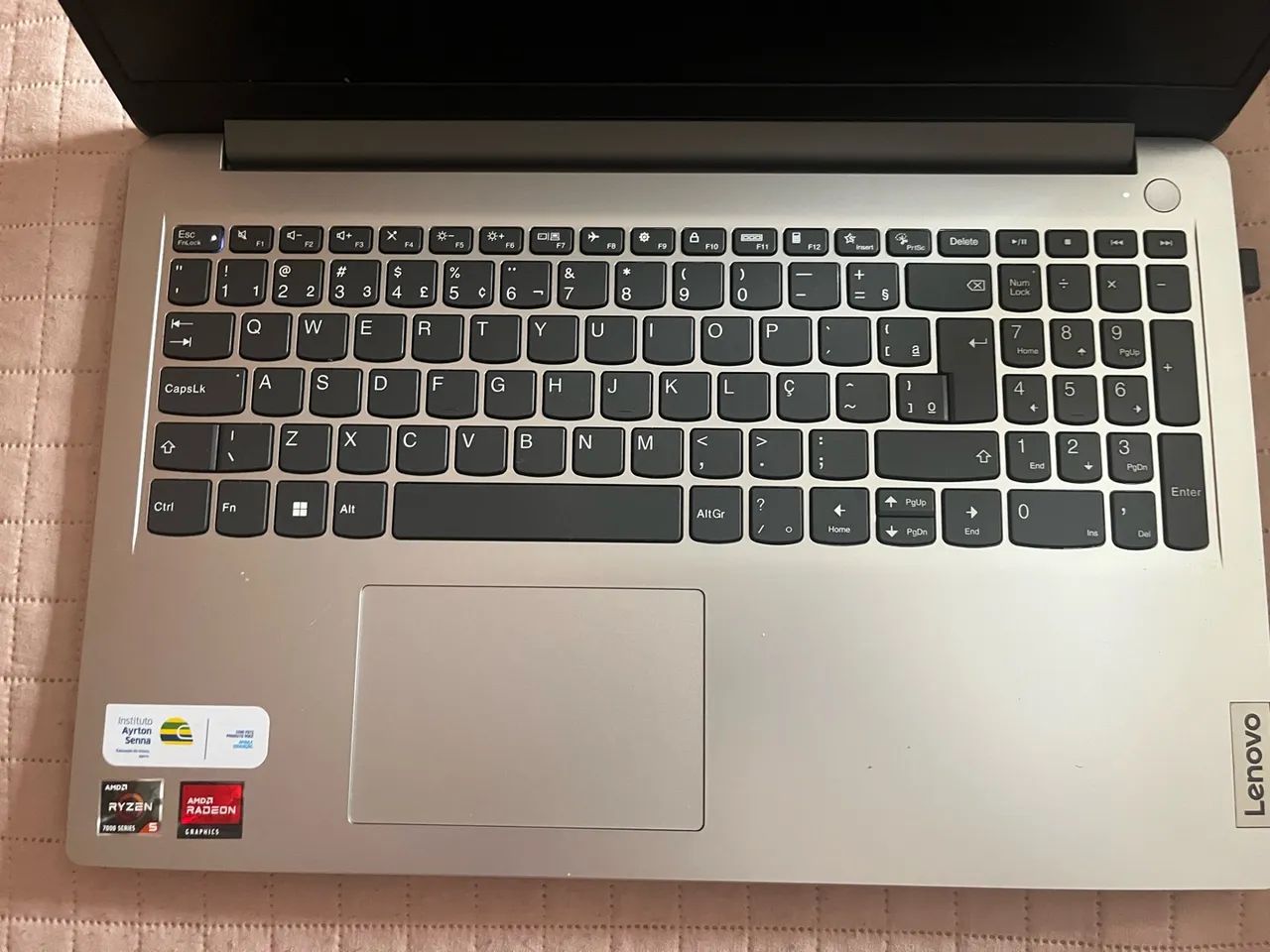 Lenovo IdeaPad 1 - Foto 4