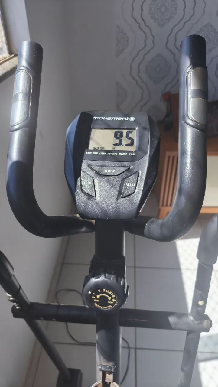 Elíptico profissional Moviment