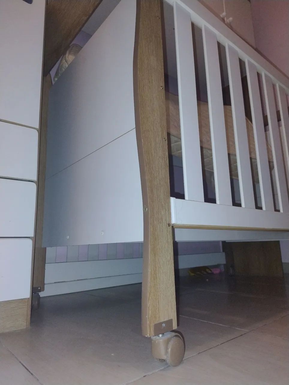 Berço - cama + colchão 