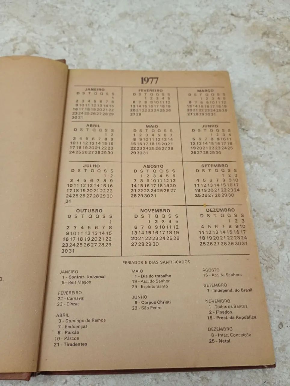 Antiga agenda Cláudia 1977 - Foto 2