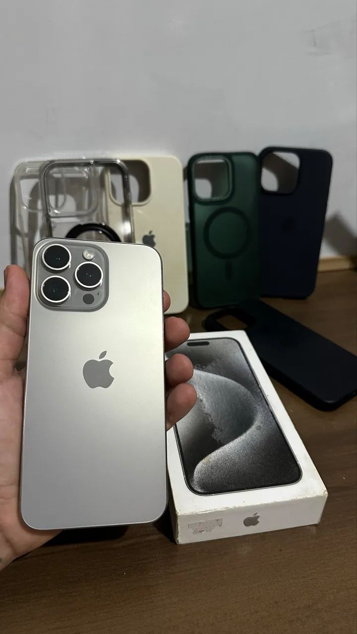 iPhone 15 pro Max - titanium natural