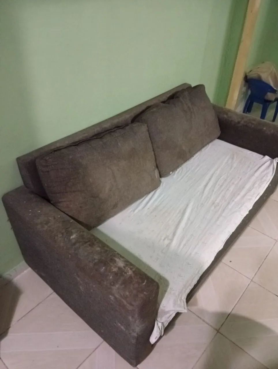 SOFA 2 LIGARES DOAÇ ÃO  - Foto 2