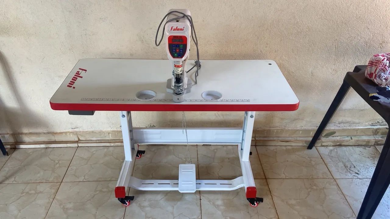 Máquina de pregar botões e ilhos  - Foto 3