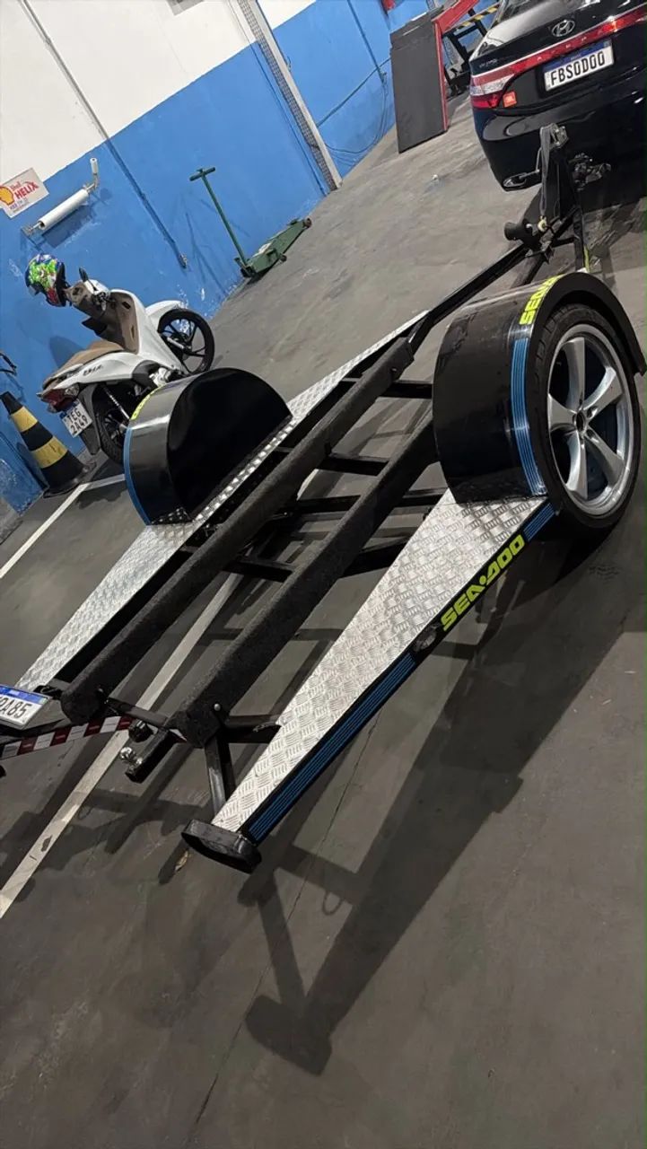 Vendo carretinha jet ski