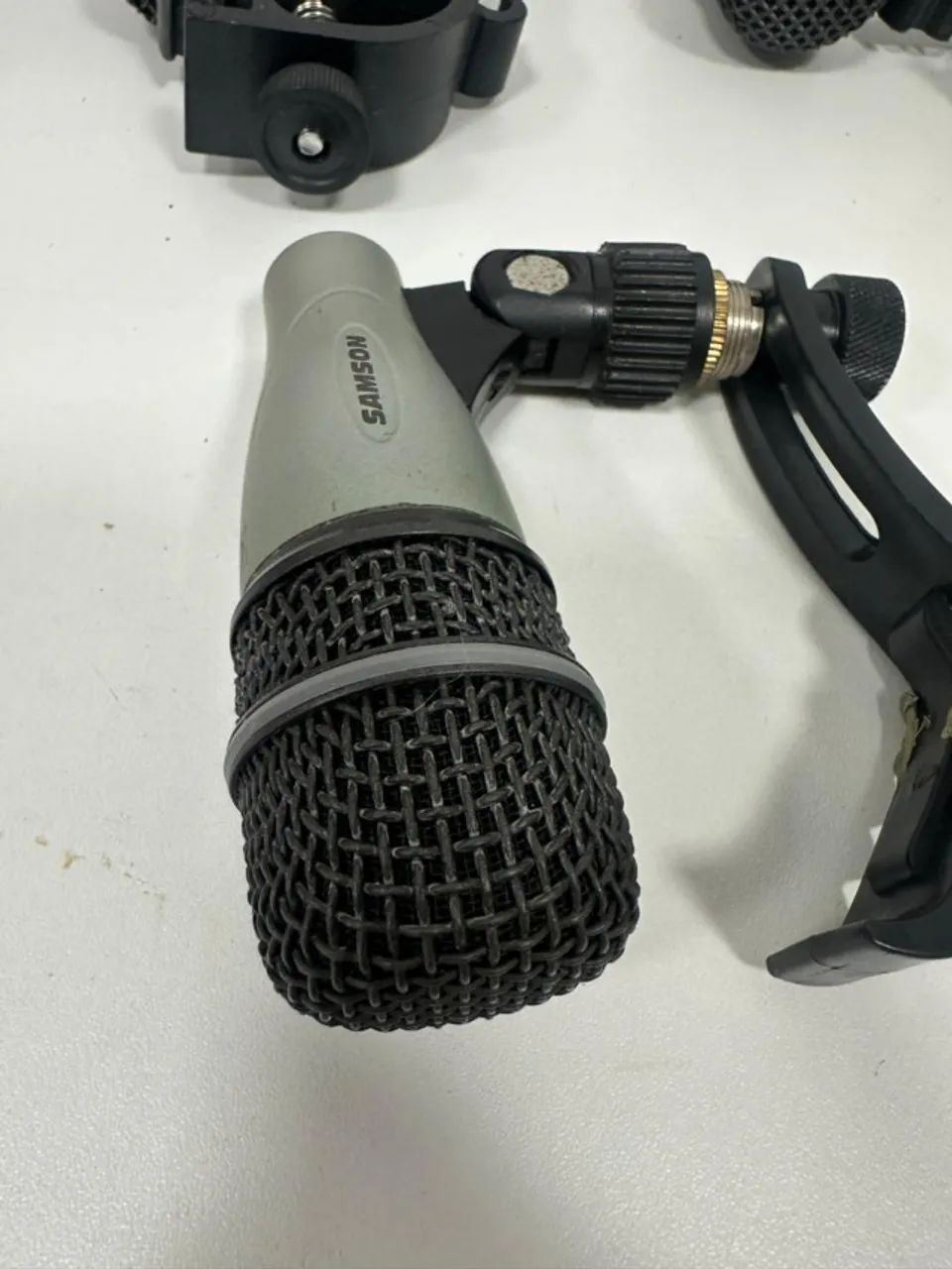 Microfones Samson Q para tom e caixa  - valor unitario - bateria - Foto 2