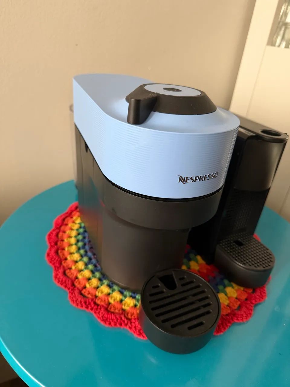 Cafeteira Nespresso Vertuo Azul