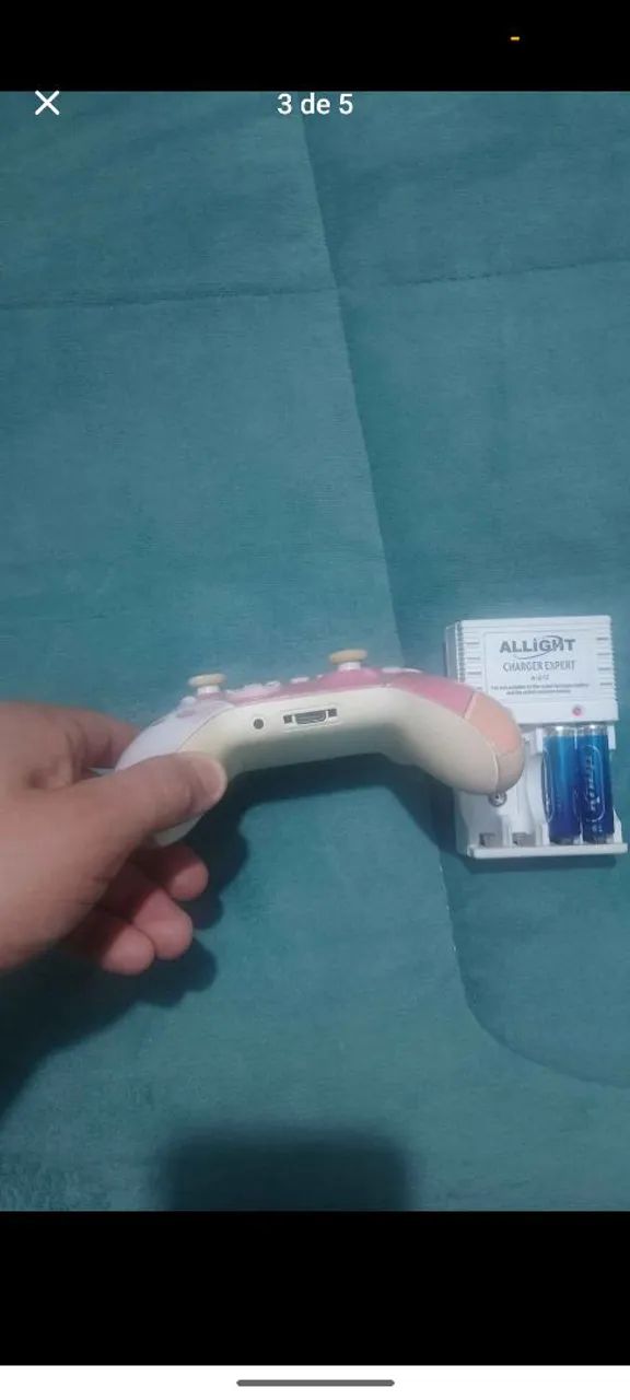 Controle Xbox e carregador de pilhas  - Foto 5