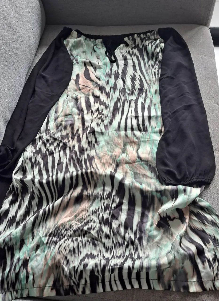 Roupas semi novas