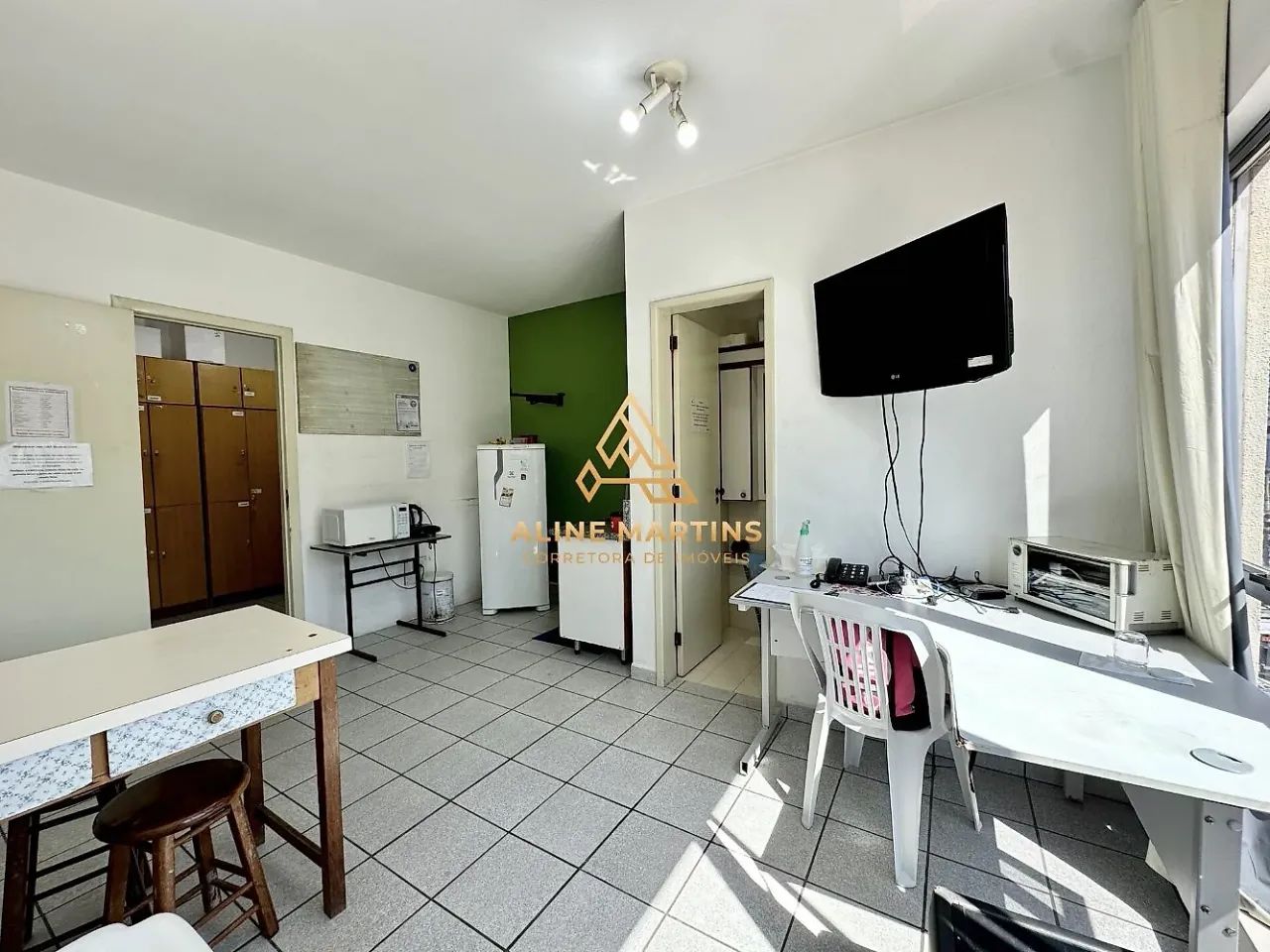 Sala Comercial na Trindade! - Foto 5