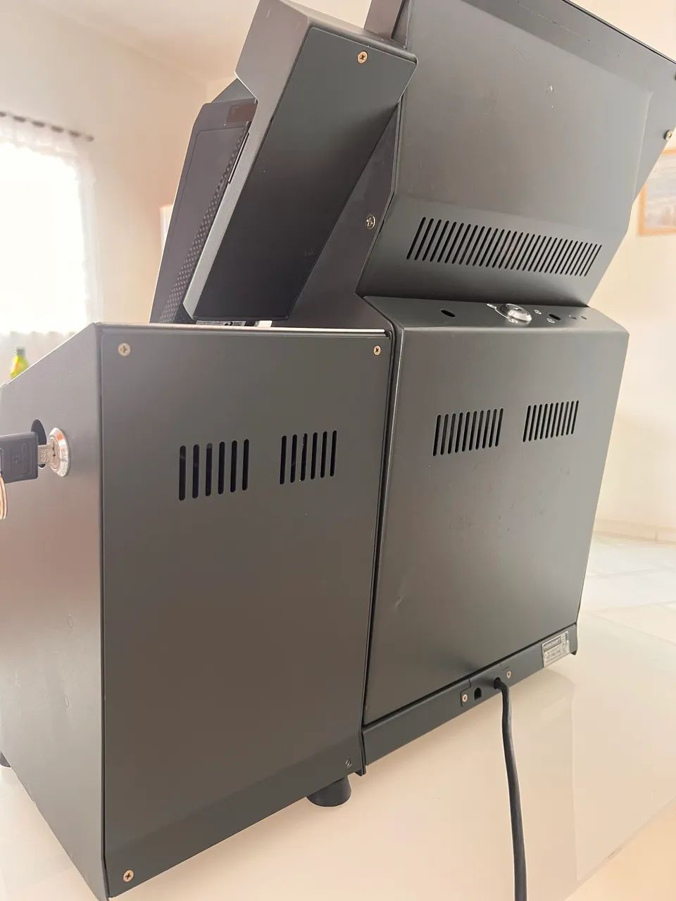 Totem de Autoatendimento 21,5 polegadas  - Foto 2