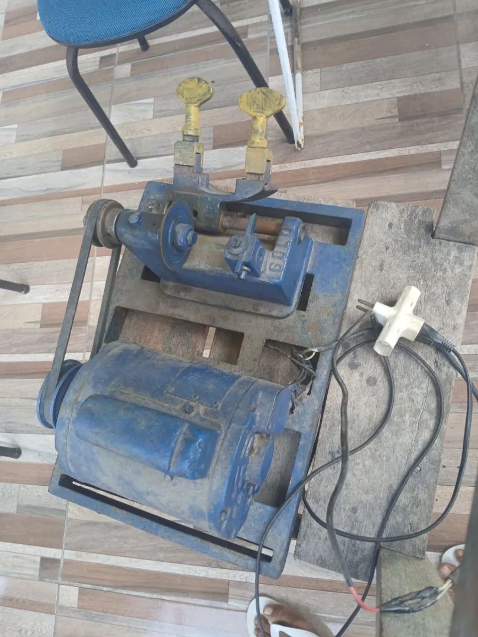 Máquina copiadora de chave ?