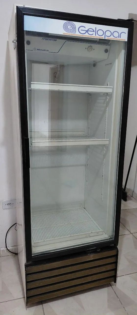 Freezer  e expositora a venda. - Foto 2