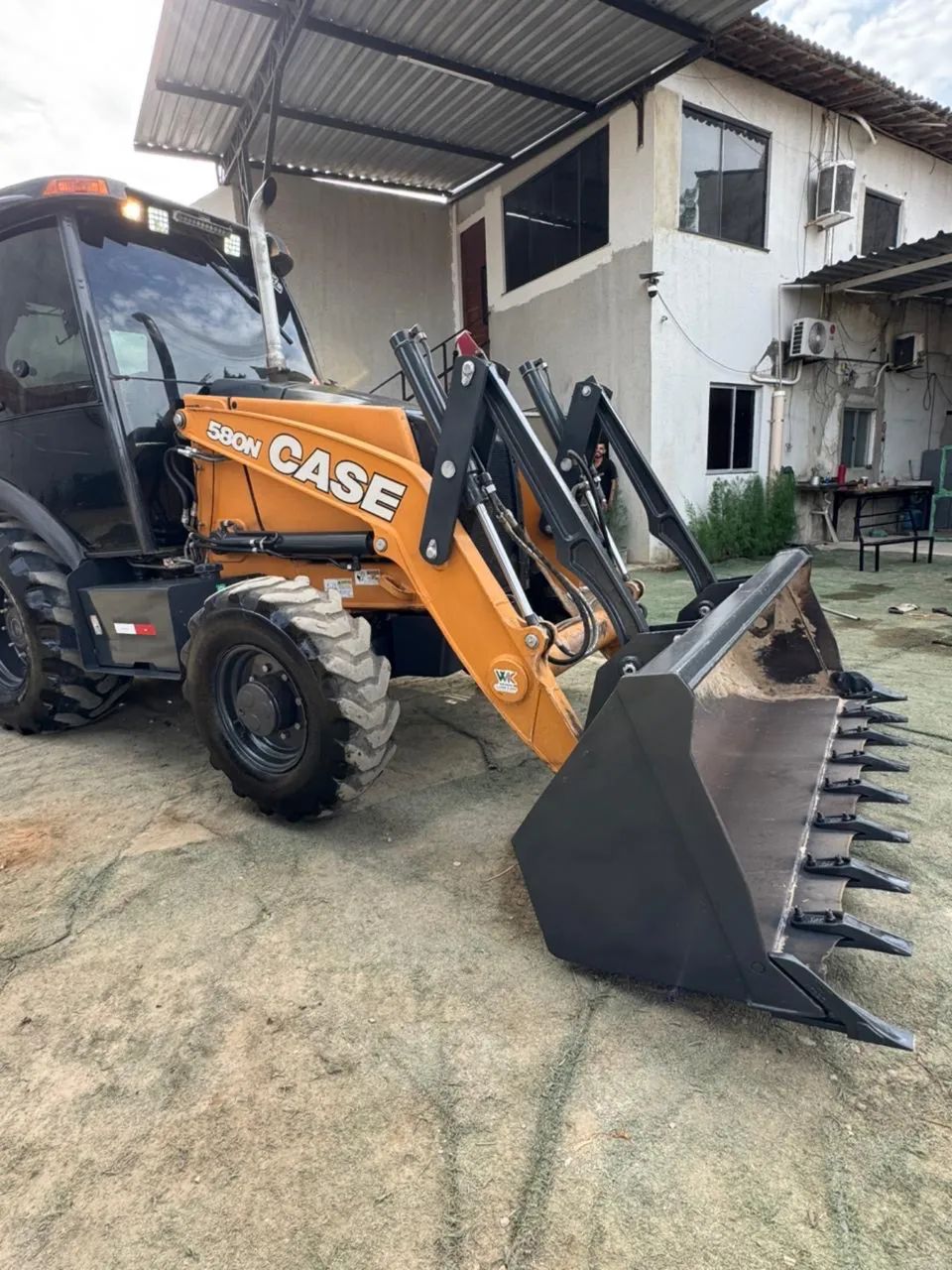 Retroescavadeira case 580n extra único dono ! - Foto 10